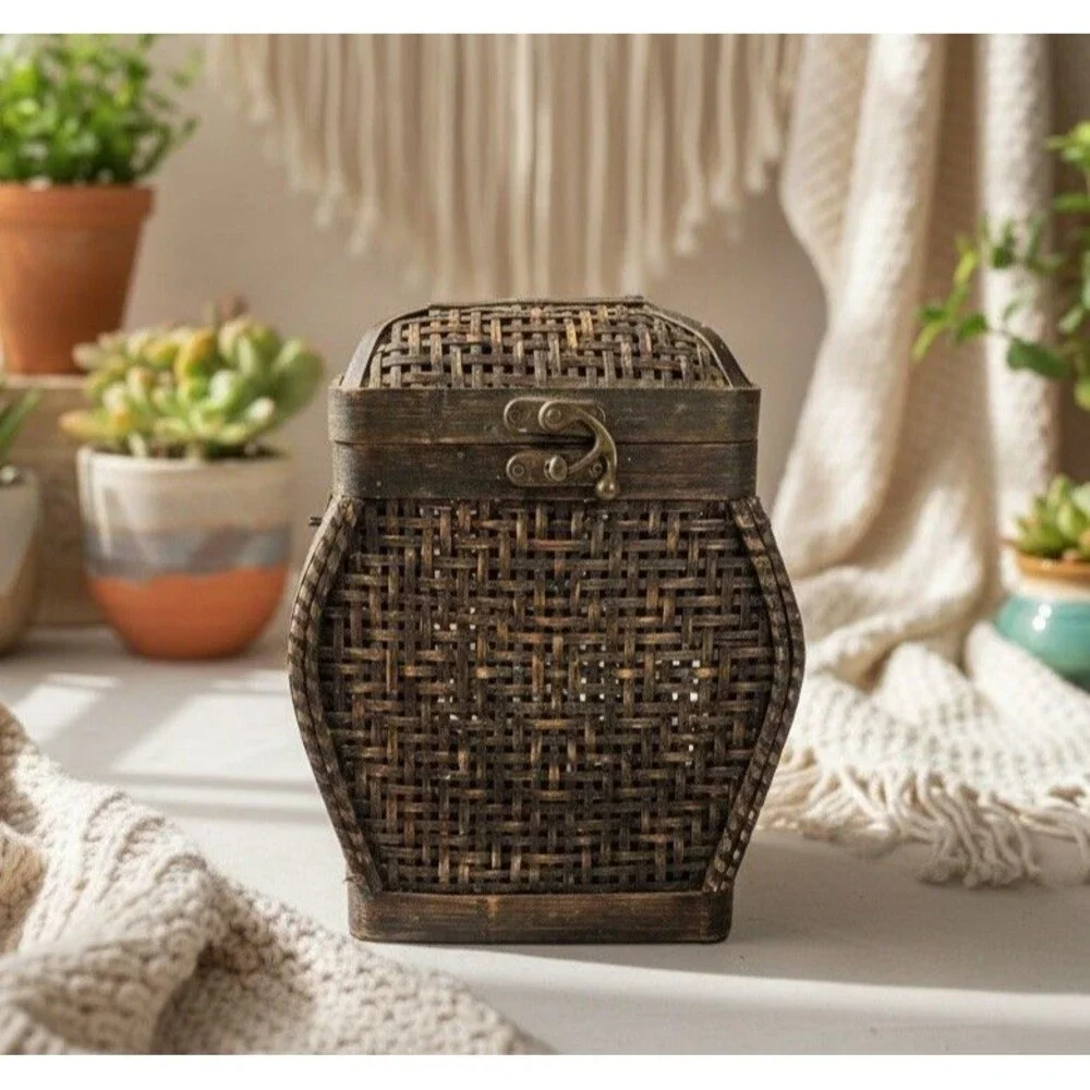 Vintage Woven Wood Basket Box Latch Lid Rustic Decor Storage 11” Tall